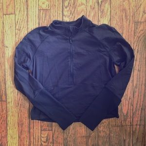 Lululemon cropped long sleeve top